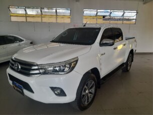Foto 2 - Toyota Hilux Cabine Dupla Hilux 2.8 TDI SRX CD 4x4 (Aut) automático
