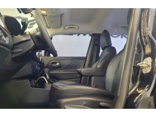 Foto 6 - Jeep Renegade Renegade 1.8 (Aut) automático