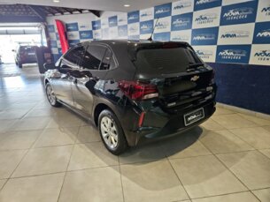 Foto 2 - Chevrolet Onix Onix 1.0 LT manual