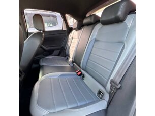 Foto 9 - Volkswagen Nivus Nivus 1.0 200 TSI Highline automático