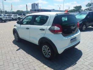 Foto 4 - Fiat Mobi Mobi 1.0 Like manual