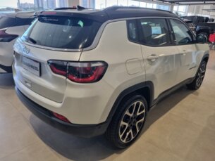 Foto 4 - Jeep Compass Compass 2.0 Limited (Aut) automático