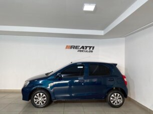 Foto 7 - Toyota Etios Hatch Etios X 1.3 (Flex) manual