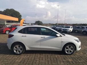 Foto 7 - Chevrolet Onix Onix 1.0 Turbo LTZ manual