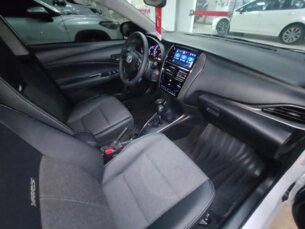 Foto 9 - Toyota Yaris Sedan Yaris Sedan 1.5 XS CVT automático