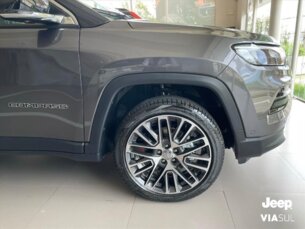 Foto 3 - Jeep Compass Compass 1.3 T270 Limited (Aut) automático