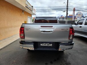 Foto 5 - Toyota Hilux Cabine Dupla Hilux 2.8 TDI CD SRV 4x4 (Aut) automático