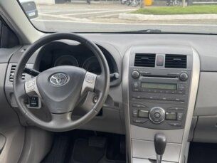 Foto 9 - Toyota Corolla Corolla Sedan GLi 1.8 16V (flex) (aut) automático