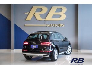 Foto 3 - Audi Q5 Q5 2.0 TFSI Ambiente S Tronic Quattro automático