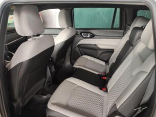 Foto 7 - Jeep Commander Commander 1.3 T270 Overland automático