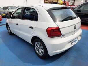 Foto 6 - Volkswagen Gol Gol 1.0 manual