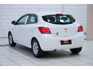 Foto 5 - Chevrolet Onix Onix 1.0 LT SPE/4 manual