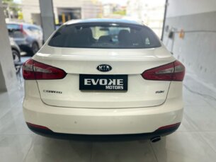 Foto 5 - Kia Cerato Cerato SX 1.6 (Aut) (Flex) E.295 automático