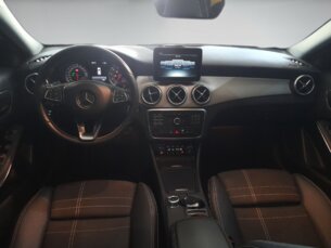 Foto 8 - Mercedes-Benz GLA GLA 200 Advance automático