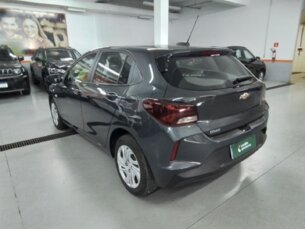 Foto 4 - Chevrolet Onix Onix 1.0 LT manual