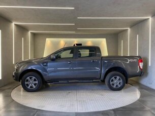 Foto 6 - Ford Ranger (Cabine Dupla) Ranger 2.2 TD XLS CD 4x4 automático
