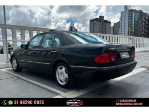 Foto 4 - Mercedes-Benz Classe E E 320 Avantgarde Plus automático