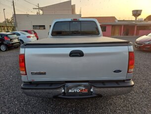 Foto 5 - Ford F-250 F-250 XLT 4x2 3.9 (Cab Simples) manual