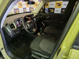 Foto 8 - Jeep Renegade Renegade Longitude 1.8 (Aut) (Flex) automático