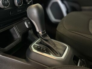 Foto 6 - Jeep Renegade Renegade 1.8 (Aut) automático