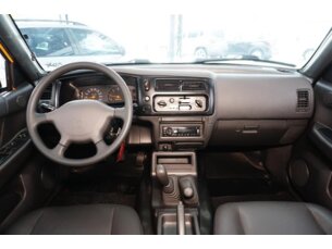 Foto 3 - Mitsubishi L200 L 200 Savana 4x4 2.5 (cab. dupla) manual