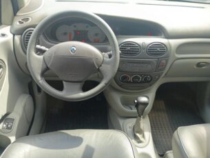 Foto 7 - Renault Scenic Scénic Privilége 2.0 16V automático