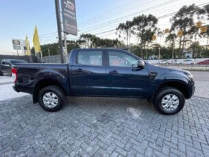 Foto 4 - Ford Ranger (Cabine Dupla) Ranger 2.2 TD CD XLS 4WD manual