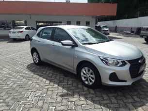 Foto 7 - Chevrolet Onix Onix 1.0 manual