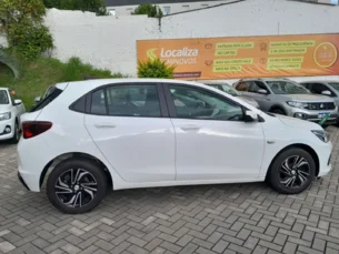 Foto 8 - Chevrolet Onix Onix 1.0 LT manual