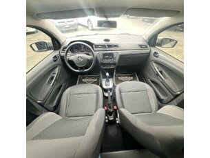 Foto 7 - Volkswagen Voyage Voyage 1.6 (Aut) automático