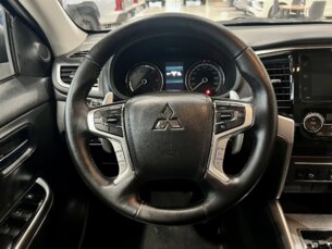 Foto 8 - Mitsubishi L200 Triton L200 Triton Sport 2.4 D HPE-S 4WD (Aut) automático