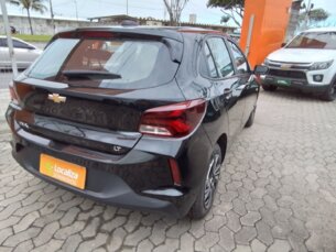 Foto 5 - Chevrolet Onix Onix 1.0 LT manual