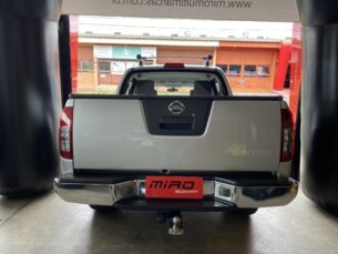 Foto 10 - NISSAN FRONTIER Frontier 2.5 TD CD 4x4 SV Attack manual