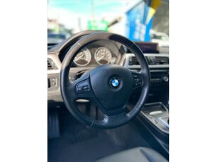 Foto 9 - BMW Série 3 320i 2.0 (Aut) automático