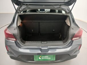 Foto 9 - Chevrolet Onix Onix 1.0 LT manual