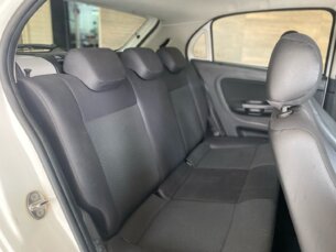 Foto 6 - Volkswagen Gol Gol 1.6 MSI (Flex) manual