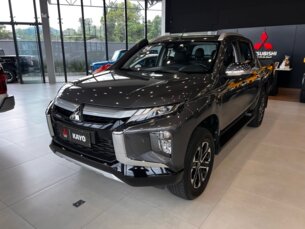 Foto 1 - Mitsubishi L200 Triton L200 Triton Sport 2.4 D HPE 4WD (Aut) automático