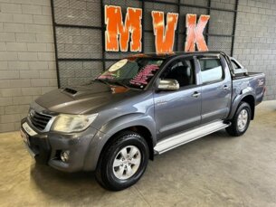 Foto 1 - Toyota Hilux Cabine Dupla Hilux 3.0 TDI 4x4 CD SRV automático