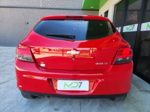 Foto 9 - Chevrolet Onix Onix 1.4 LT SPE/4 manual
