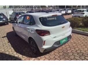 Foto 2 - Chevrolet Onix Onix 1.0 LT manual