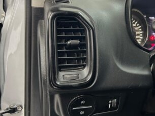 Foto 7 - Fiat Toro Toro Freedom 1.8 AT6 4x2 (Flex) automático