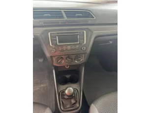 Foto 10 - Volkswagen Gol Gol 1.0 manual
