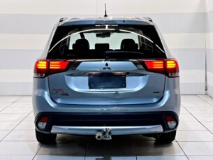 Foto 6 - Mitsubishi Outlander Outlander 2.2 DI-D 4WD (Aut) automático