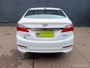 Foto 4 - Hyundai HB20S HB20S 1.6 Comfort Plus automático