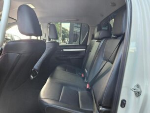 Foto 9 - Toyota Hilux Cabine Dupla Hilux 2.8 TDI CD SRX 4x4 (Aut) automático