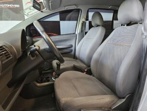 Foto 8 - Volkswagen Fox Fox City 1.0 8V (Flex) manual