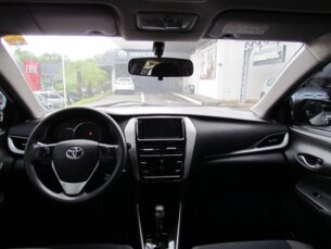 Foto 8 - Toyota Yaris Sedan Yaris Sedan 1.5 XLS Connect CVT automático
