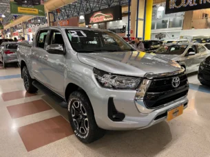 Foto 4 - Toyota Hilux Cabine Dupla Hilux 2.7 CD SRV 4x4 (Aut) automático