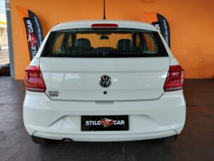 Foto 4 - Volkswagen Gol Gol 1.0 manual