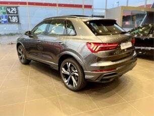 Foto 3 - Audi Q3 Q3 2.0 Perf Black Plus Tip Quattro performance (Aut) automático
